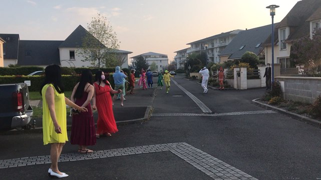 Soirée déguisée en musique pour rendre hommage aux personnels soignants