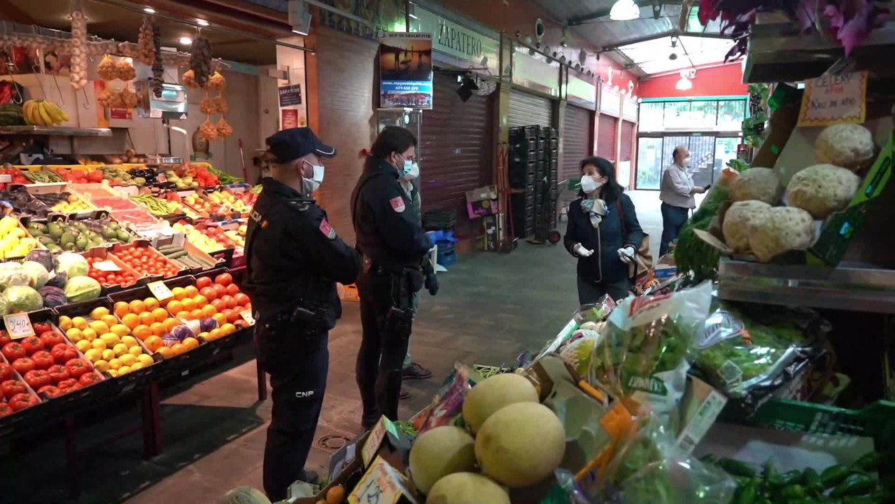 El Mercado de Triana el día que se inauguraría la feria de Sevilla