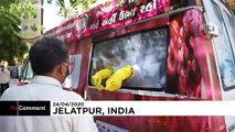 Camionetas móviles para hacer pruebas del coronavirus en la India