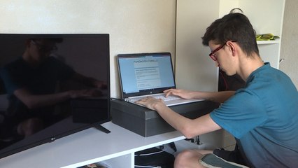 Fundación Tomillo actúa ante a la brecha digital