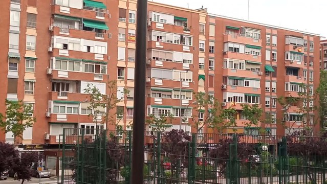 Ciudadanos piden la dimisión del Gobierno con una cacerolada