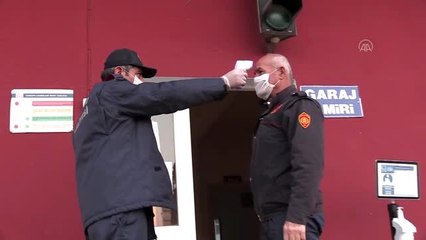 İtfaiyeciler oruçlarını görevleri başında açtı