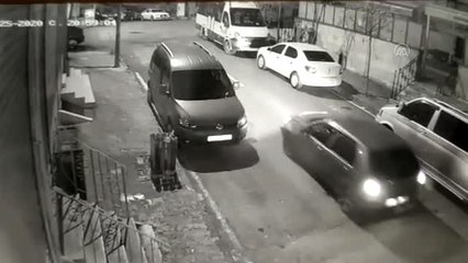 Trafik kazasında iki polis memuru yaralandı