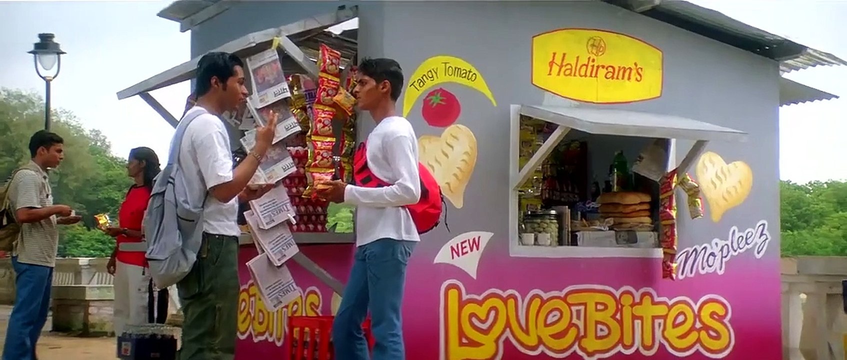 Chup chup ke comedy scene - Rajpal yadav comedy videos- Rajpal yadav and shahid kapoor (1)