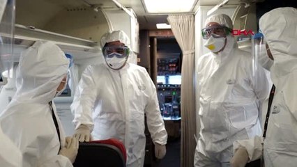 THY'NİN UÇUŞ EKİBİ KORONAVİRÜSTEN ÖLEN MESLEKTAŞLARINI UNUTMADI