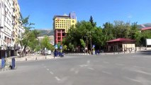 Cadde ve sokaklar boş kaldı