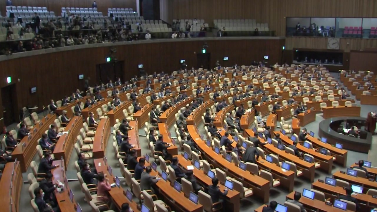 긴급 재난지원금 탄력...내일 추경안 심사 돌입 / YTN