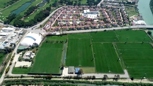 Turizmin başkenti nde spor tesisleri coşkulu günlere hazırlanıyor