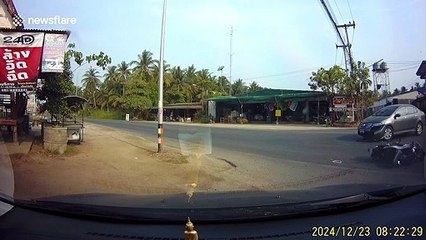 Motorcycle rider flings himself and passenger to the ground to avoid head-on collision