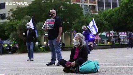 Ισραήλ: Σεβόμενοι τα μέτρα αυτοπροστασία διαδήλωσαν χιλιάδες