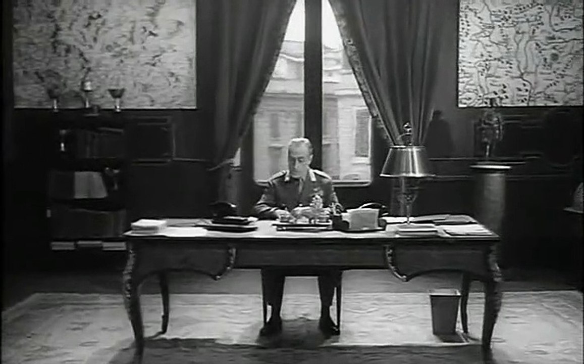 IL COMANDANTE (Film Completo -primo tempo) con TOTO'