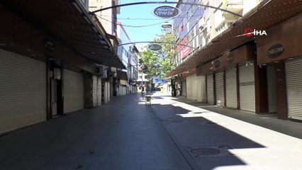 Gaziantep’in işlek caddelerinde kuş sesleri hakim