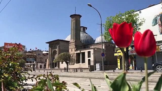Kısıtlamanın son gününde cadde ve sokaklarda sessizlik hakim