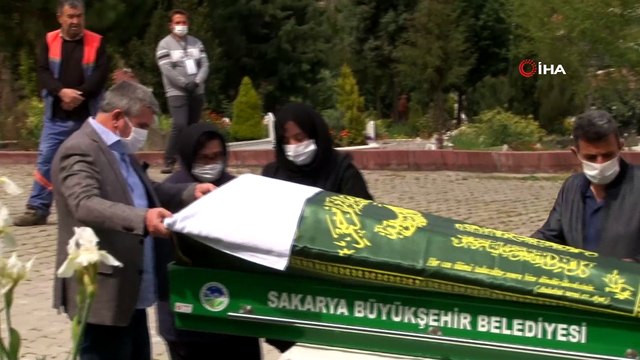 TRT eski genel müdürü Demiröz, Sakarya'da son yolculuğuna uğurlandı