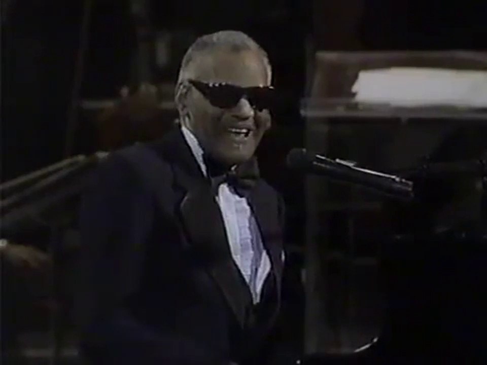 RAY CHARLES – Birth Of The Blues at Sammy Davis Jr. Honoree 1986 (HD)