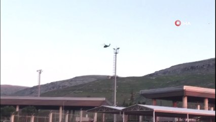 Sınırda helikopter hareketliliği