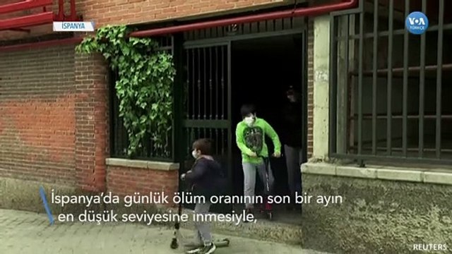İspanya Sokaklarında Çocuk Sesleri