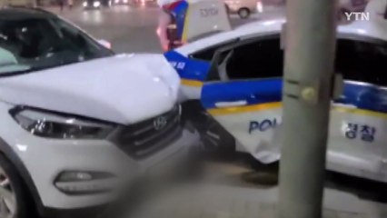 인천서 경찰차-SUV 두 대 잇따라 부딪쳐...5명 부상 / YTN