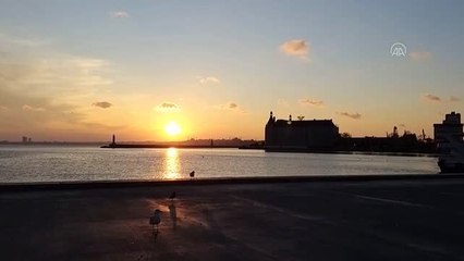 Gün batımı güzel görüntüler oluşturdu