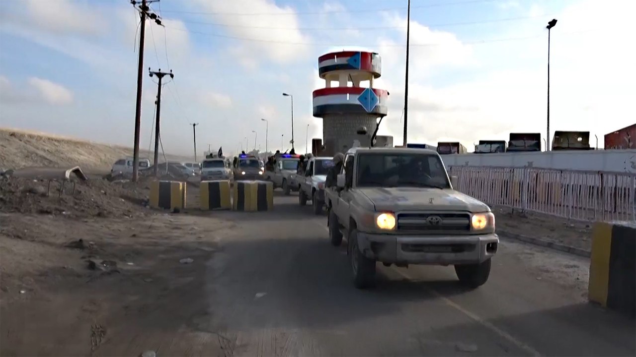 اليمن.. المجلس الانتقالي الجنوبي يعلن الإدارة الذاتية للجنوب والحكومة ترد