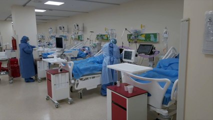 Muertos hasta en los baños: los tormentos de un enfermero en Guayaquil