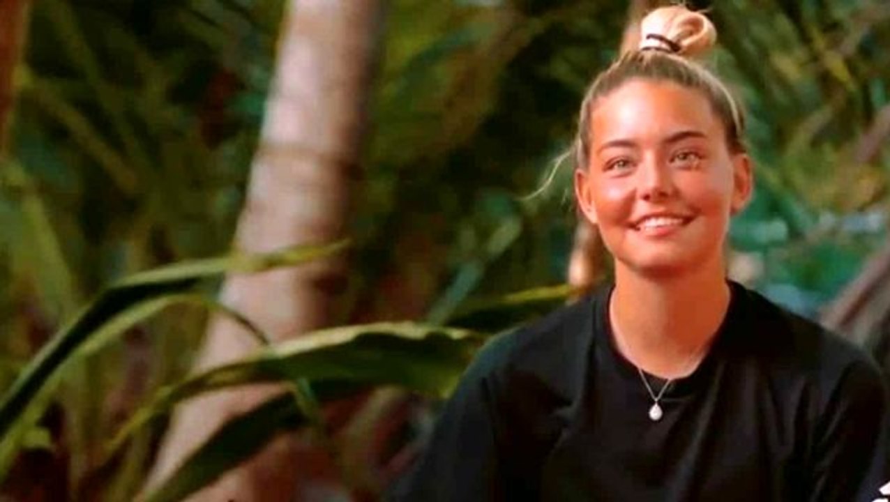 A Milli Kadın Futbol Takımı Teknik Direktörü Necla Güngör'den Survivor Aycan'a tepki