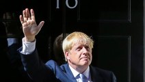 Koronavirüsü yenen İngiltere Başbakanı Boris Johnson görevine döndü