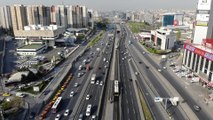 Megakentte sokağa çıkma kısıtlamasının ardından mesai yoğunluğu