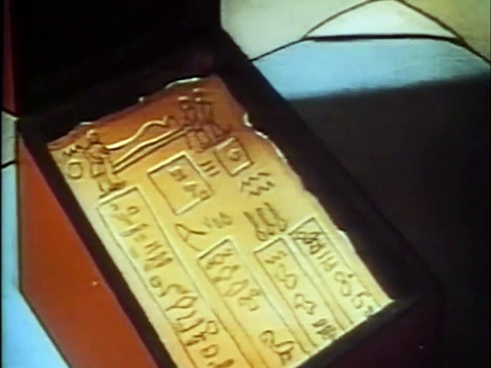 Random Classic Cartoons - Superman: "The Mummy Strikes" (1943) - Dave & Max Fleischer | Jerry Siegel