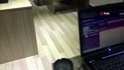 Korona virüs dinlemediler, mühürlenen iş yerinde sanal kumar oynarken yakalandılar