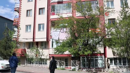 Kendisini jandarma komutanı olarak tanıtan şahıs, yaşlı adamı dolandırdı