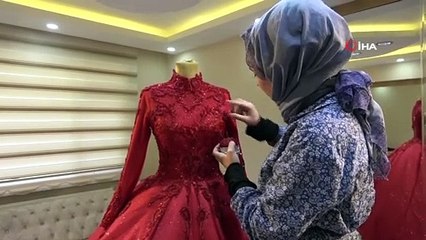 Korona gelinlik satışlarını vurdu, gelinler panik yaşıyor