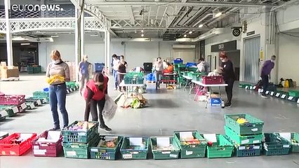 Crise du Covid 19 : l'Olympia London transformé en centre d'aide alimentaire