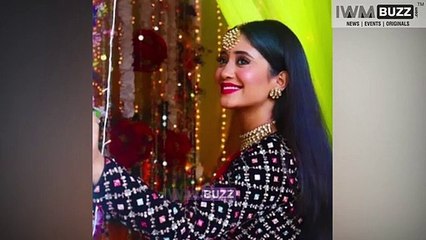 Shivangi Joshi sizzles with her SEXY Belly Dance, WATCH VIDEO