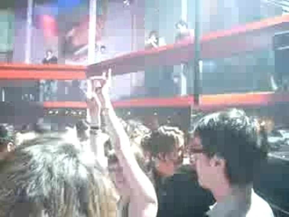 Mathieu Bouthier Vs. Muttonheads Feat. Chaff Remember (Mathi