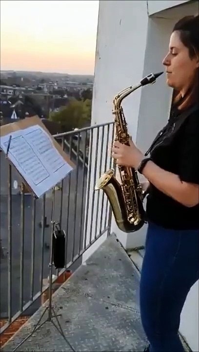 Worthing saxophonist Yosune Lostado