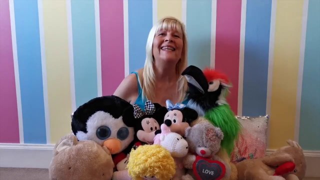 Mortimer Community College teachers in lockdown lip syncing video