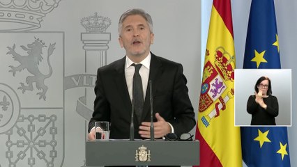 Marlaska: "Los padres que incumplen las normas ponen en peligro la salud de sus hijos"
