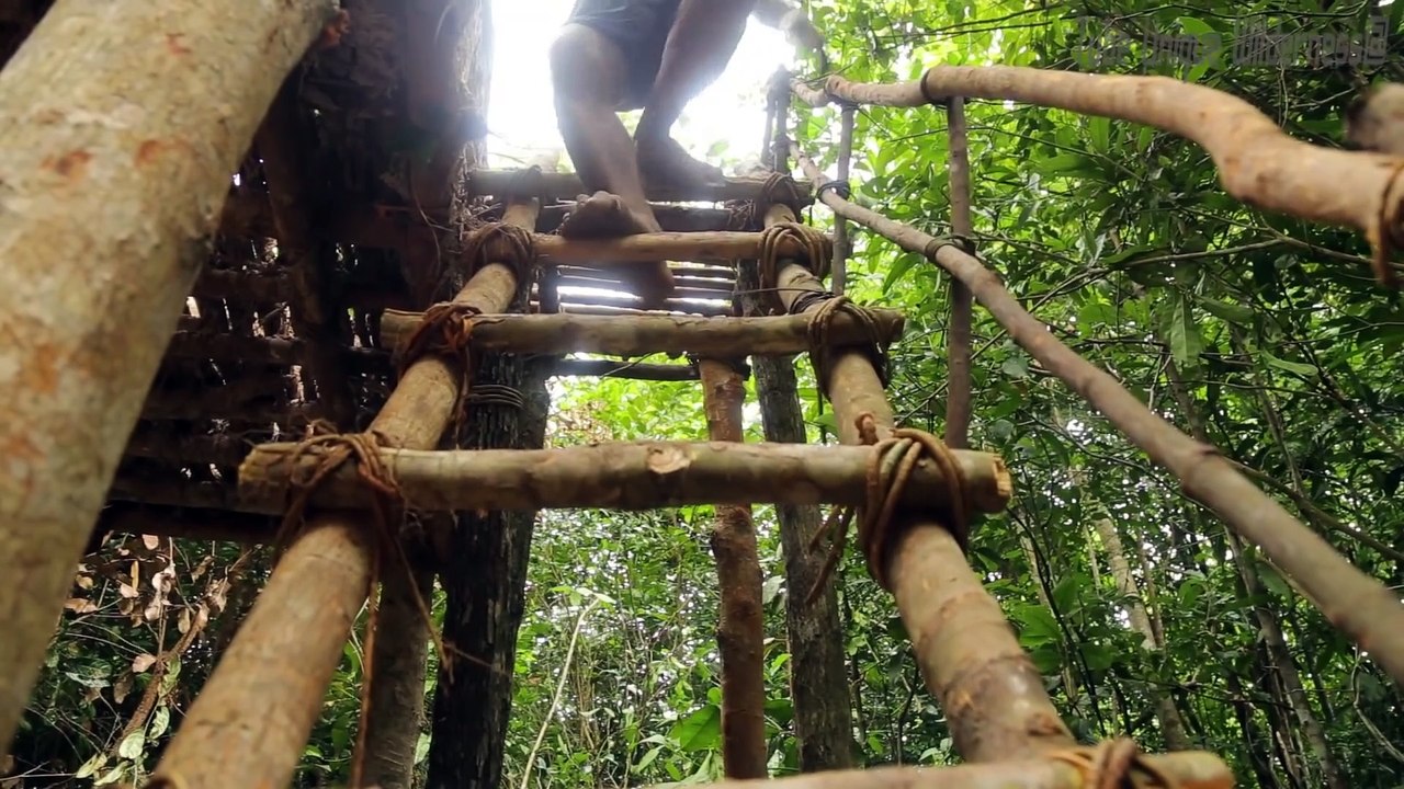 Building Most Beautiful Bamboo Swimming Pool On The Villa House By Ancient Skill