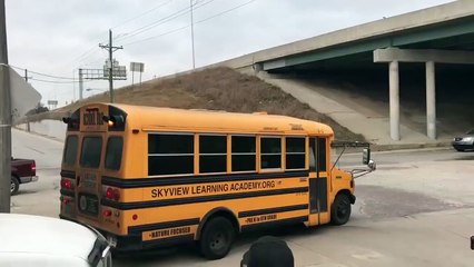 Download Video: Ouverture des écoles le 11 mai, les chauffeurs de bus sont prêts