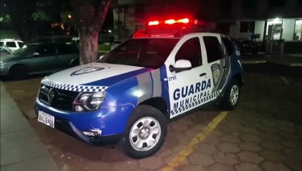 Homem é detido pela equipe GPOM acusado de ter agredido a esposa no Riviera