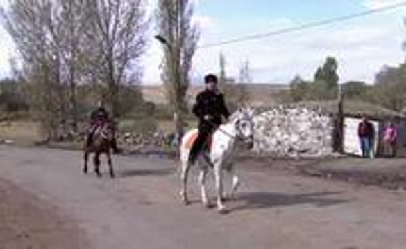 GÜNDÜZ GECE - KARS TANITIM