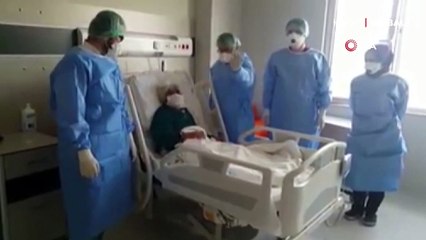 Erzincan'da 99 yaşındaki hasta koronavirüsü yendi