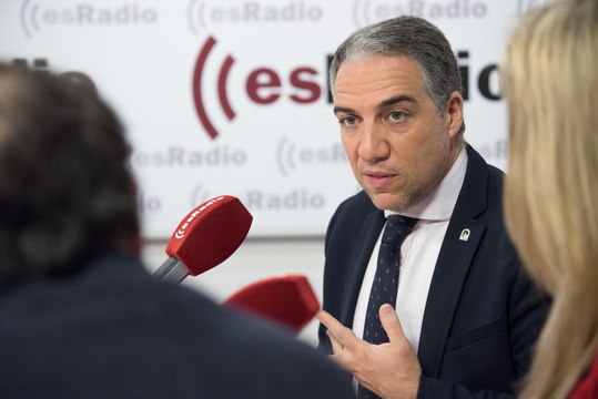 Federico Jiménez Losantos entrevista a Elías Bendodo