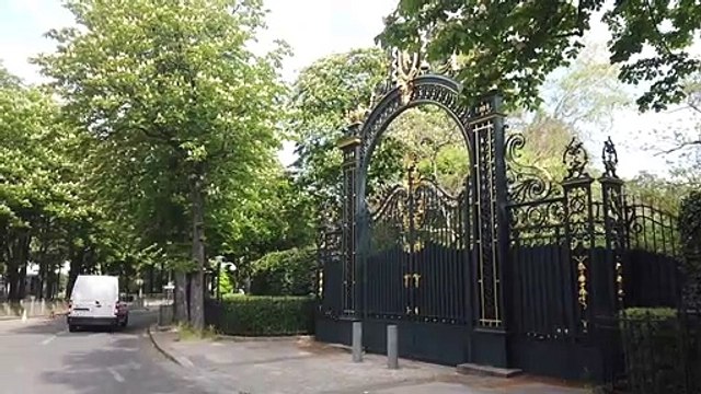 Caméra embarquée dans Paris confiné: balade dans le 8ème arrondissement