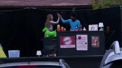 Vuelve el teatro a Praga pero desde el coche