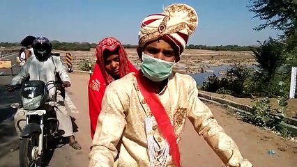 लॉक डाउन में गजब शादी, दूल्हा अकेले मोटरसाइकिल पर सवार होकर पहुंचा फेरे लेने
