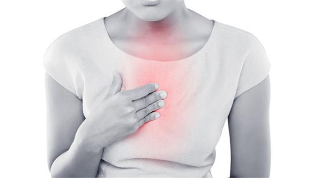 सीने में जलन को खत्म करने के लिए रामबाण है ये घरेलु उपाए । Boldsky