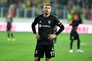 Burak Yılmaz, Çinlilerin yediği yiyeceklerle ilgili açıklaması nedeniyle özür diledi