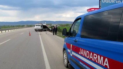 Şarampole devrilen otomobilin sürücüsü yaralandı